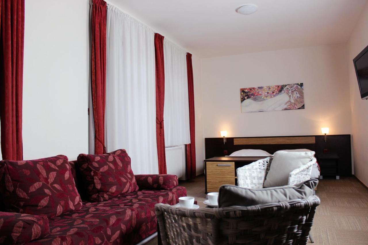 פישטני Adameva Resort מראה חיצוני תמונה
