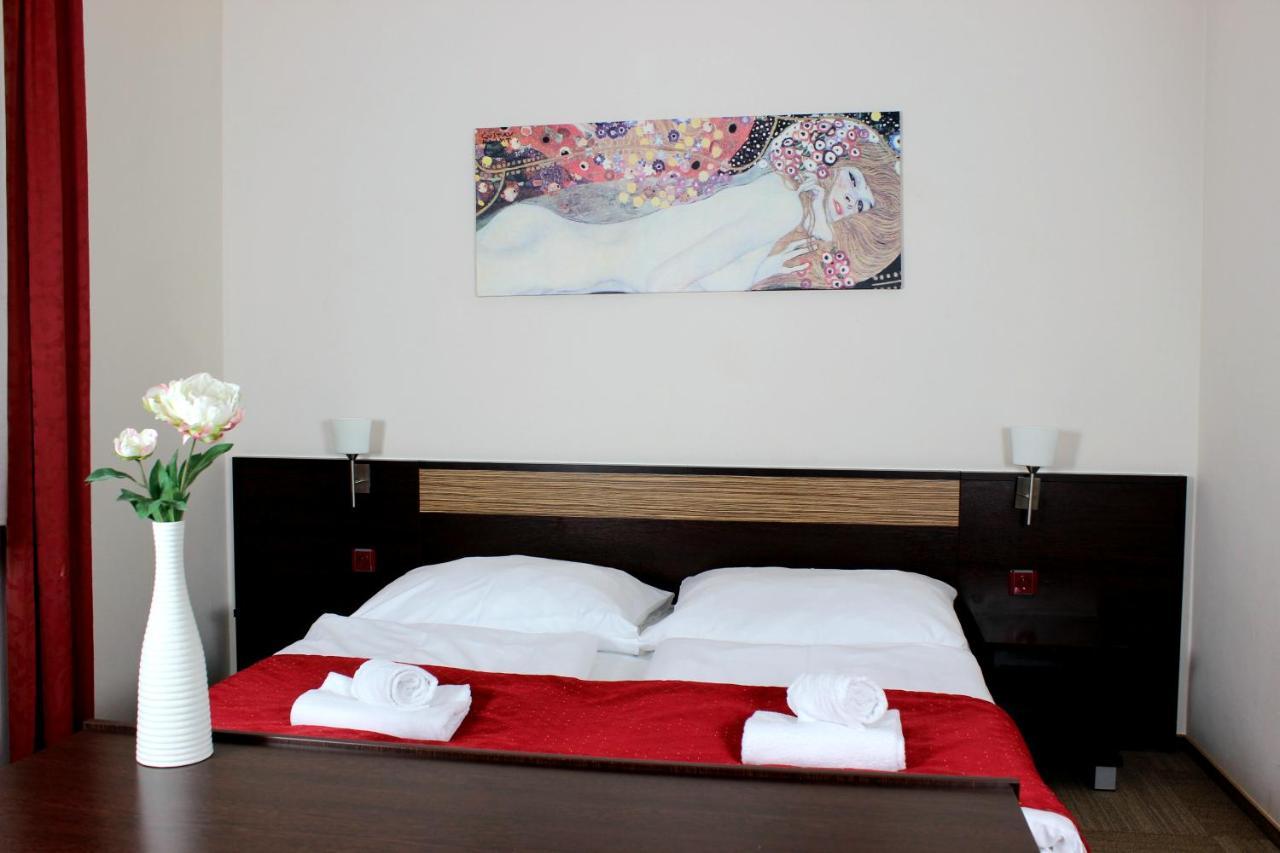 פישטני Adameva Resort מראה חיצוני תמונה